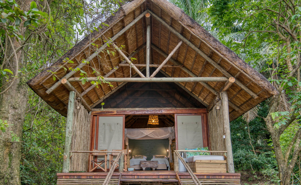 Mahale Zelt im Wald